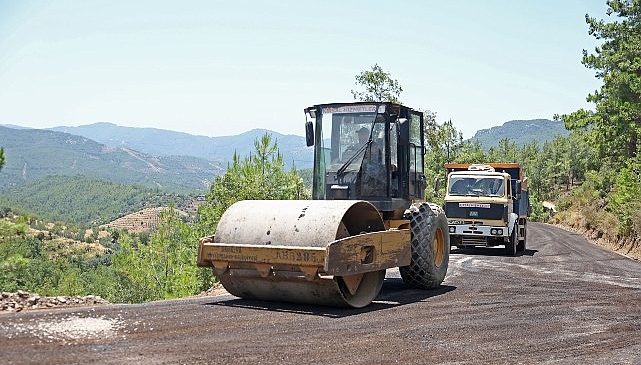 Alanya Şıhlar Mahalle yolu asfalta kavuştu