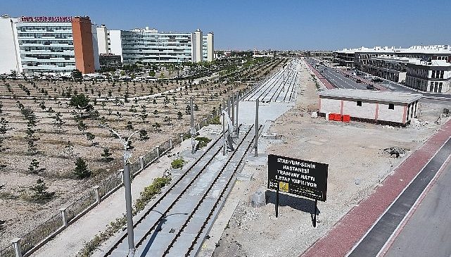 Başkan Altay, Bakan Uraloğlu’nun Katılımıyla Gerçekleşecek Stadyum-Şehir Hastanesi Tramvayı 2. Etap Temel Atma Törenine Konyalıları Davet Etti