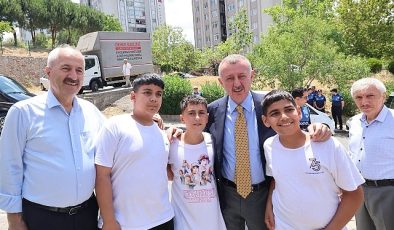 Büyükakın, Gebze’de aşure dağıttı