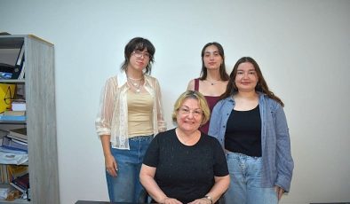 Egeli öğrencilerden “Küçük Eller, Büyük Hayaller” projesi ile eğitime destek